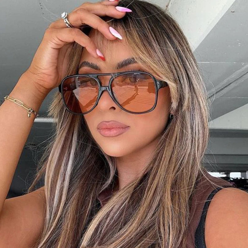 Lunette de soleil femme style années 90