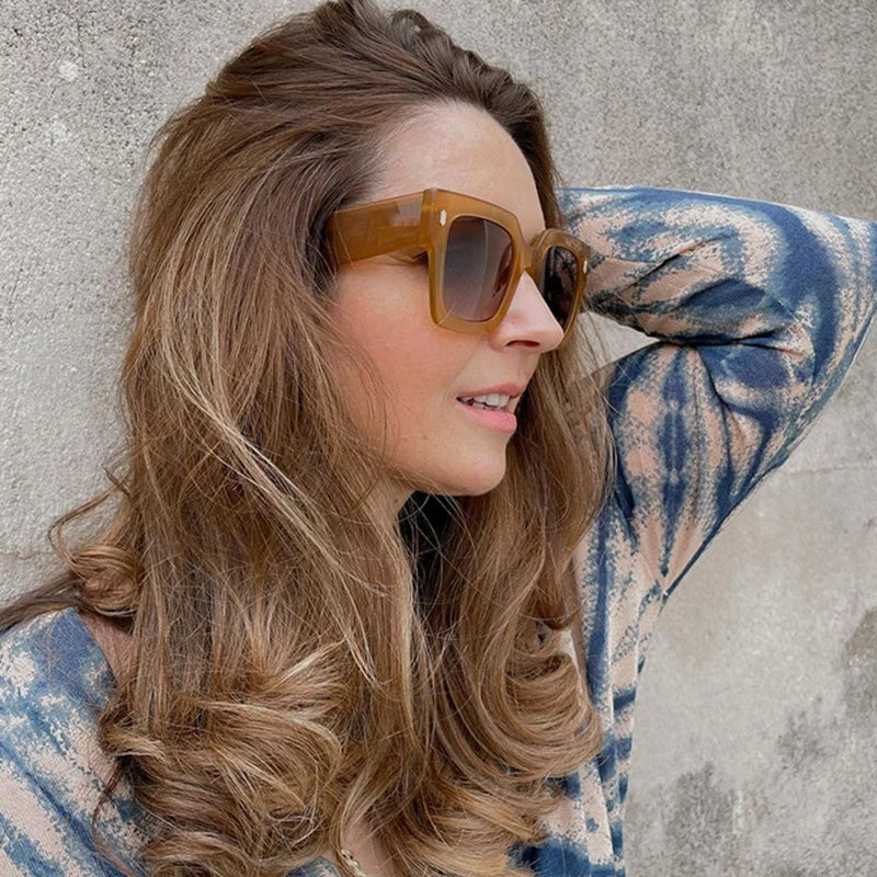 Lunettes de soleil femme design luxe