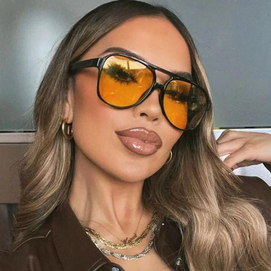 Lunette de soleil femme style années 90